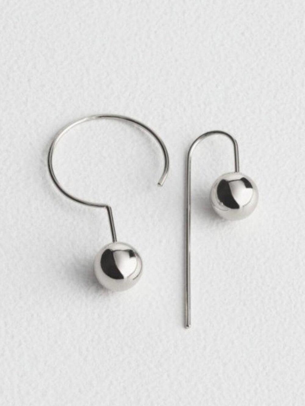& Other Stories Asymmetric Sphere Earrings Silver
